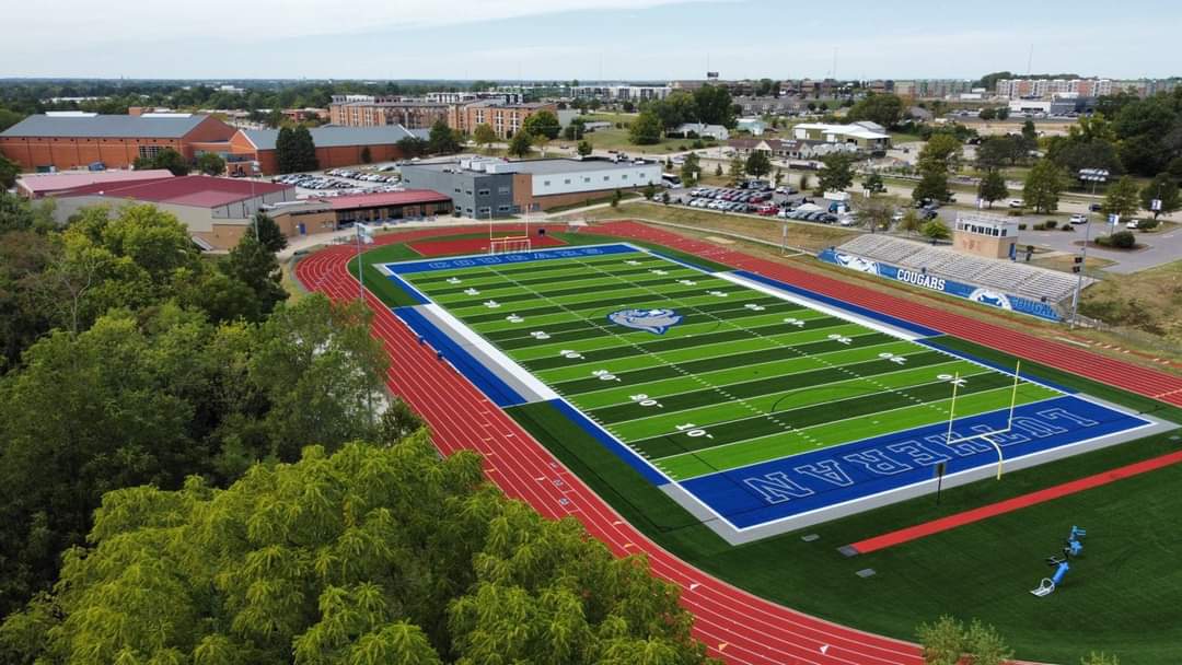 Looking for 2-3 coaches to join the Jr Cougars 8th grade staff. These are volunteer coaching positions. Two practices a week and game days are Sunday. Serious inquiries only please DM your football experience. Along with your full name, email and phone number. #CougarNation