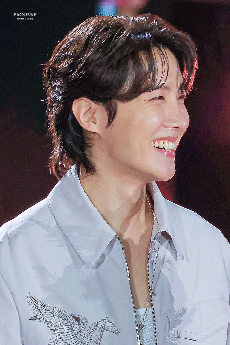 HeidiFS8804's tweet photo. Vamos, vamos!!!!! 💜
LE PRINCE J-HOPE AU GALA 
J-HOPE AT LE GALA DES PIÈCES JAUNES 
#jhope_at_GalaDesPiècesJaunes
#GalaDesPiècesJaunes
#jhope_in_paris
#jhope https://t.co/et815Bqrld