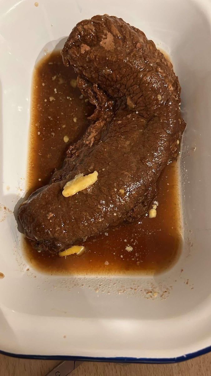 Just cooked dinner for me and my family.

Beef Roast simmered to perfection over 12 hours in the crockpot 

Seasonings: Garlic, Cumin, Onion Powder, Salt 🔥, Pepper 🙏

Thank you @Solana, you always provide and put food on the table ❤️

Golden Age baby!