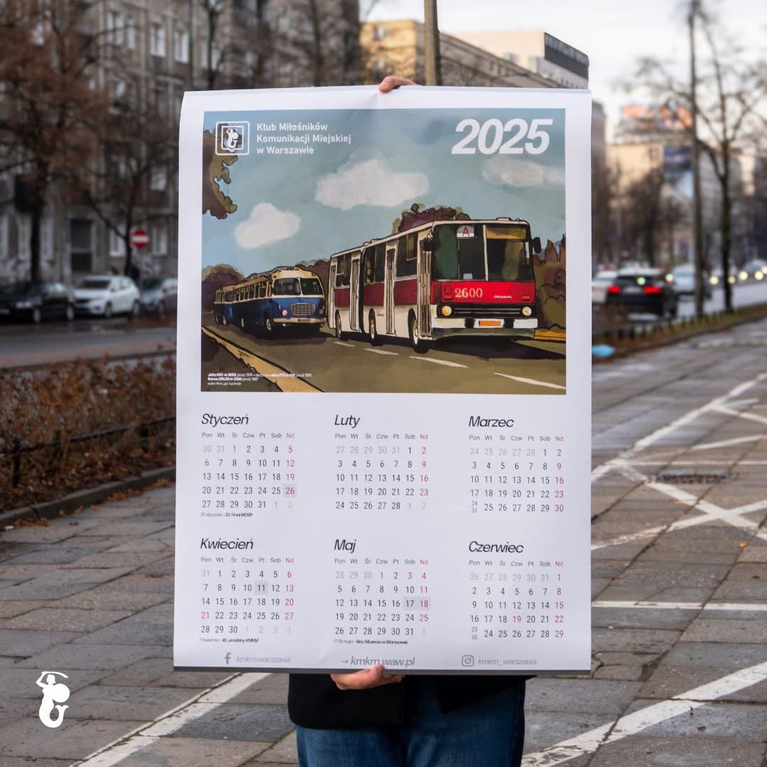 dryjakiew's tweet photo. wstawiłem to już na główne konto, ale: w tym roku miałem zaszczyt współtworzyć swoimi grafikami tegoroczny kalendarz KMKM Warszawa,
a teraz wy macie okazję wylicytowania go w ramach aukcji WOŚP!
wy macie okazję otrzymać genialny kalendarz, a zarazem wesprzeć Orkiestrę :) https://t.co/SigYaWPBUV