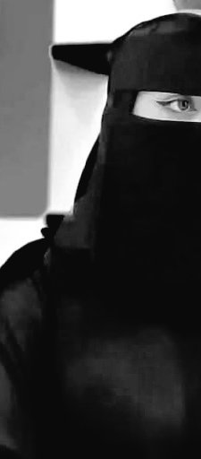 بهالحياة ما فيه شي اسمه مجبور 
او بمزح 
او بالغلط 
او ماكن قصدي 
او نسيت 
كل شخص بيعرف نفسه 🖤
#وش_حذفت_من_حياتك