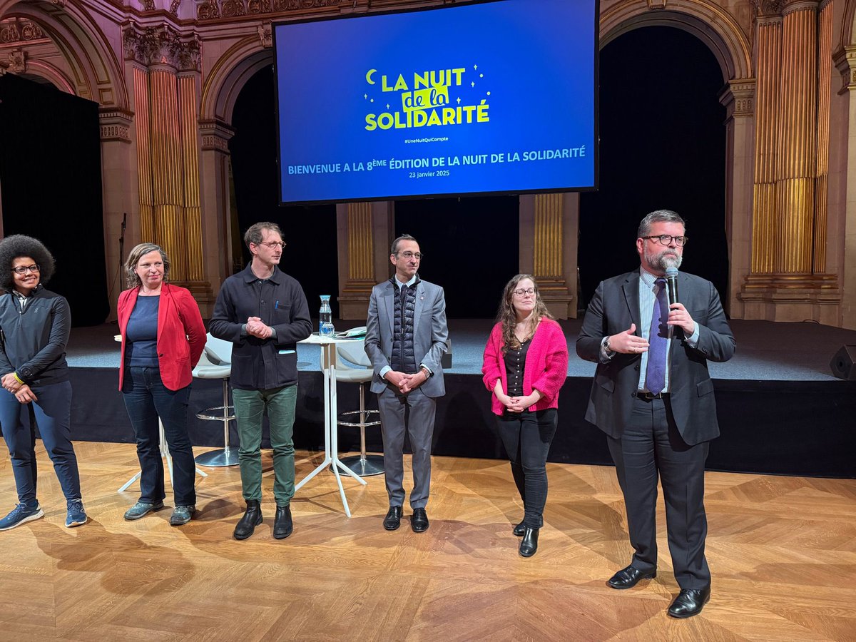 luccarvounas's tweet image. Mobilisés pour La Nuit de la #solidarité, avec @unccas pour la 3ᵉ année, la @GrandParisMGP et @Paris dans cette opération. Merci à tous les bénévoles et à nos #CCAS qui, tout au long de la nuit, seront engagés au service des solidarités.
#NuitQuiCompte
