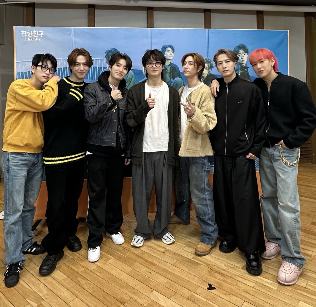 BamJWahgase's tweet photo. 3 years later but they all are looking younger https://t.co/AjajkEdPLE