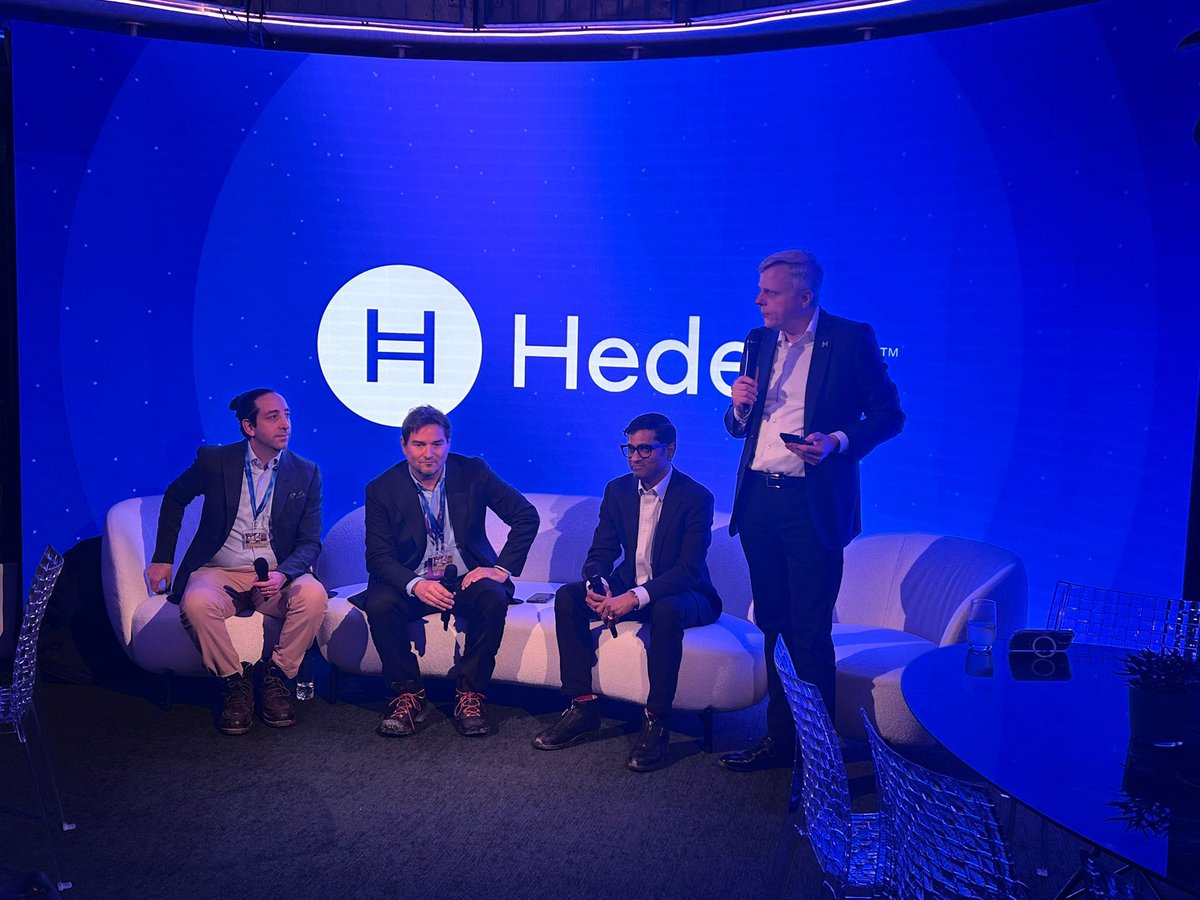 hedera's tweet photo. Hedera hosted a panel today during @Davos ‘The Future of AI: Advancing Decentralized Technologies’ where leaders shared insights on how AI and decentralized technologies are setting new standards for secure and ethical operations.

- Bryan Rich, Senior Managing Director, @Accenture
- Jonathan Dotan, Founder, @EQTYLab 
- @shyamnagarajan. COO, Hedera
- Moderated by Dr. @leemonbaird, Co-Founder, Hedera and @hashgraph