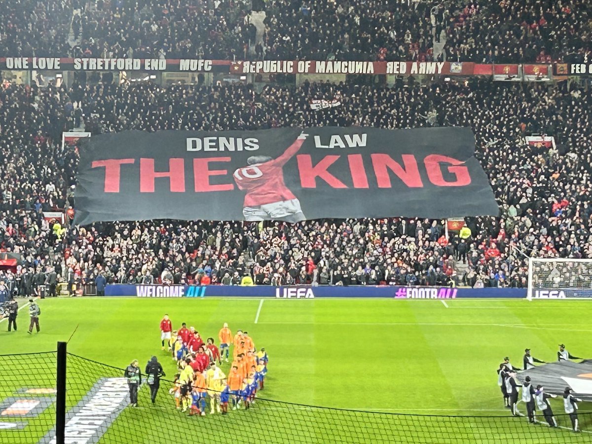 JimmyKTB's tweet photo. Away days with ⁦@RangersFC⁩ https://t.co/4RX42A8MSi