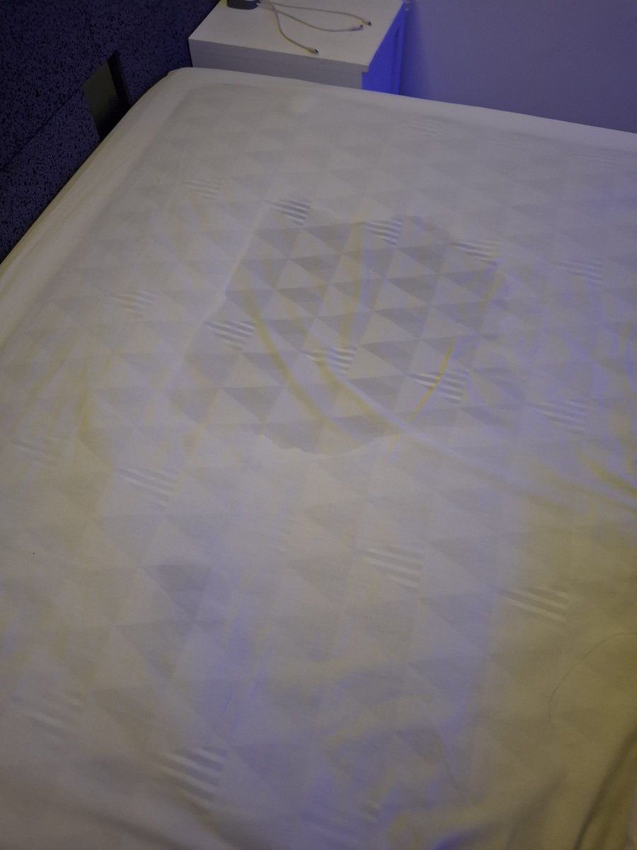 아니 이게 머람~
섹시 댕댕이 쇼~

플문의는 디엠
오카
open.kakao.com/o/se2H7R8g
#대구 #구미 #분수 #마조 #성향