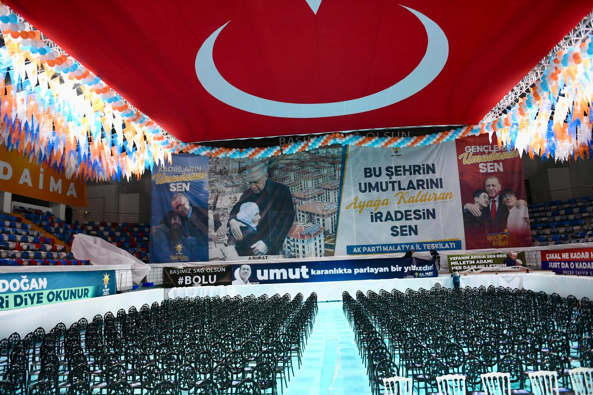 namikgorentr's tweet photo. Genel Merkez Koordinatör Başkanlarımızın katılımıyla Cuma günü gerçekleştireceğimiz İl Kongremiz öncesi, Merkez Kapalı Spor Salonu’nda yapılan çalışmaları yerinde inceledik.

Bu vesileyle, yarın düzenleyeceğimiz AK Parti 8. Olağan İl Kongremize tüm halkımız davetlidir. https://t.co/hVLFUeCbxc