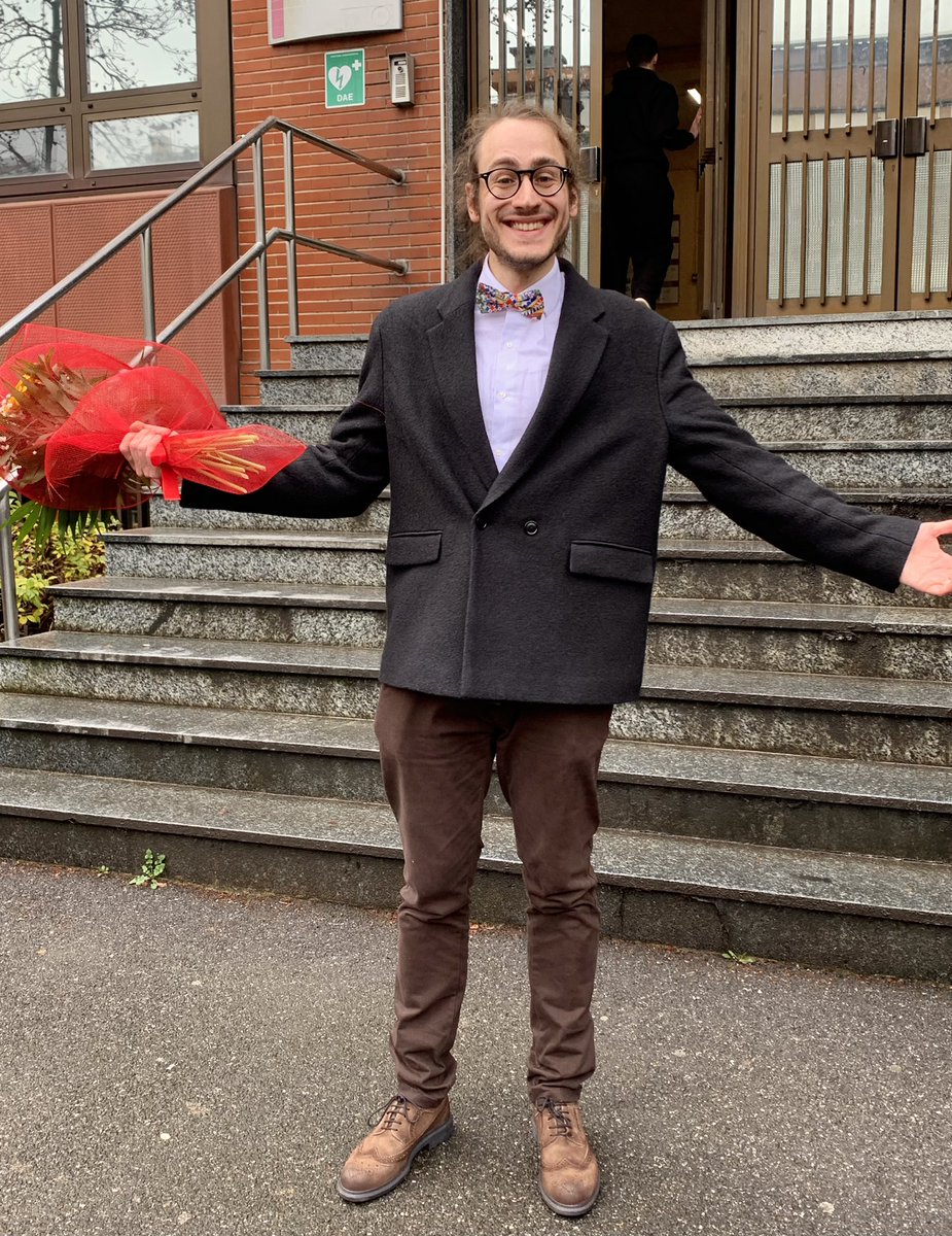 v_natalucci's tweet image. 🚀 We have a new PhD!
My best and amazing office mate (and colleague)!
Big congrats @FLucMed !!!🤩🥳
#PhD