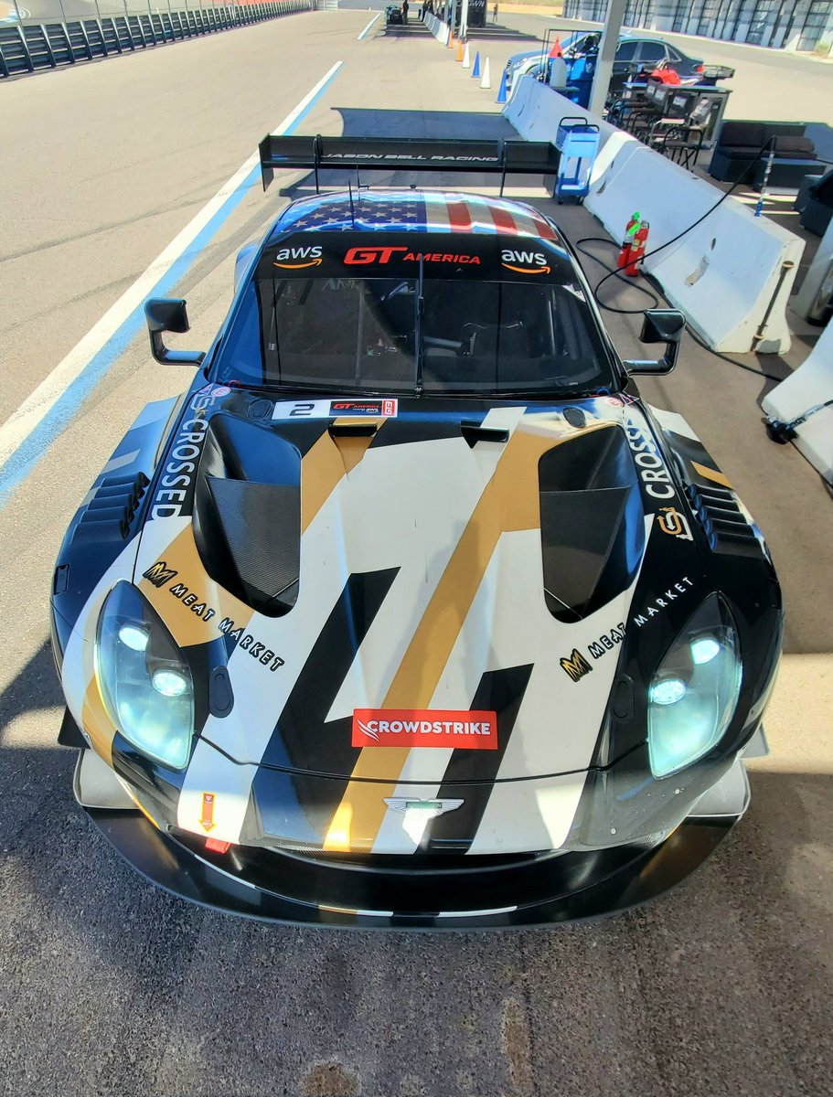 DrayTheWolf's tweet photo. More off season prep/testing. Aston GT3 at the home base track #ApexMotorClub #FlyingLizardMotorsports #AMRGT3 #SROGTAmerica #GTAmerica https://t.co/RLKKzIw2cm