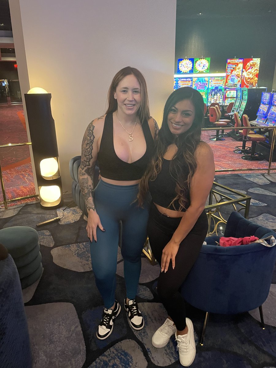 OfficialKarinaV's tweet photo. So, I found this beautiful insatiable slut @subgirl0831 that I missed so much! 😏 https://t.co/UAfiV0XSFW