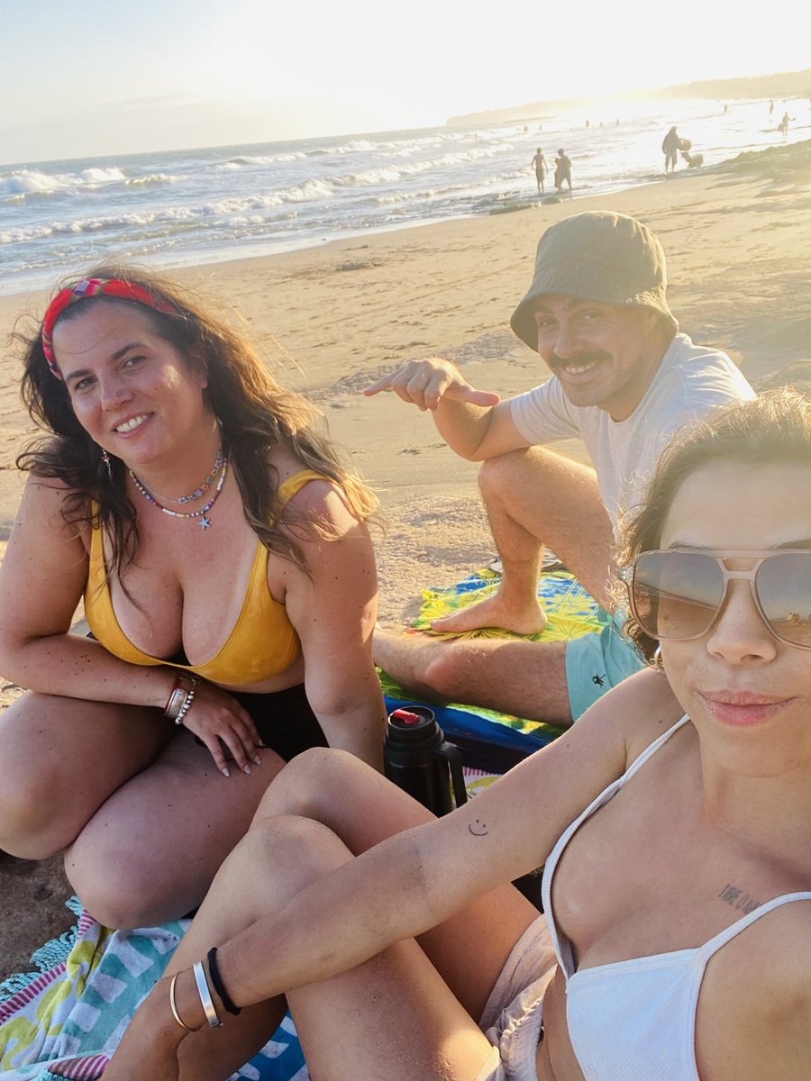 MeriArauzCastex's tweet photo. Todo concluye al fin.. 

#Vacaciones #Mardel https://t.co/fDXVhOgWfo