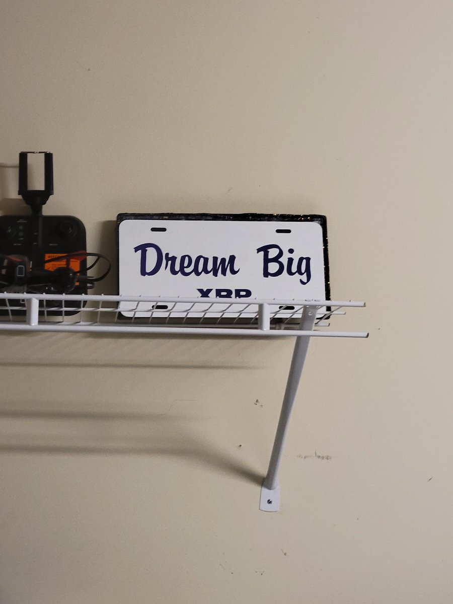 StanleyDash22's tweet photo. As big as possible. https://t.co/j5jkMExZQh