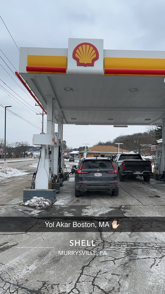 batacakir's tweet photo. I'm at Shell in Murrysville, PA https://t.co/ErsYunGx3u https://t.co/h2n7WlyZYZ