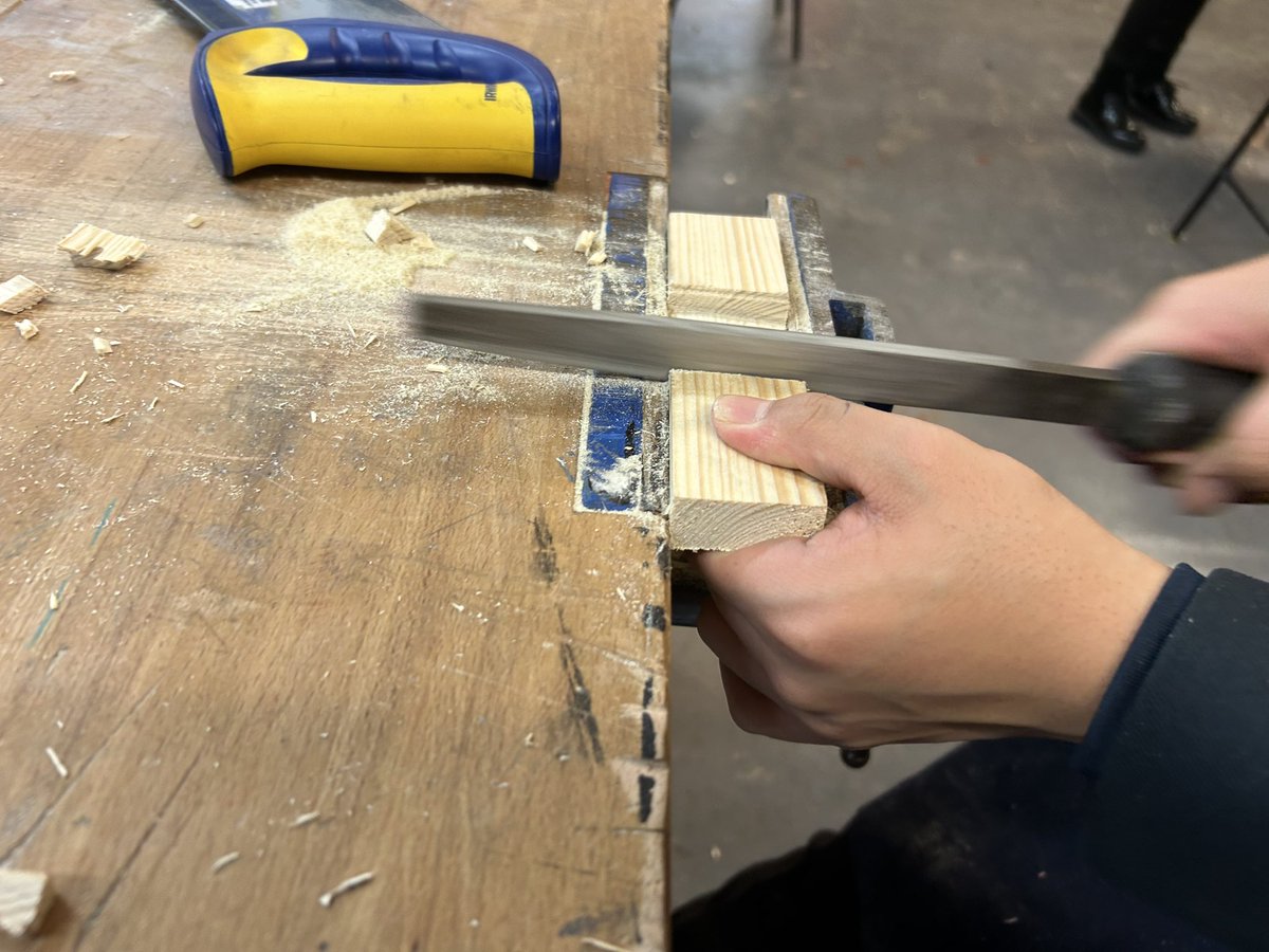 SpringwestDT's tweet image. A fantastic afternoon with Year 9, creating cross-halving joint samples and refining our chiselling skills. Brilliant effort and focus all around! 🪚@SpringwestA
