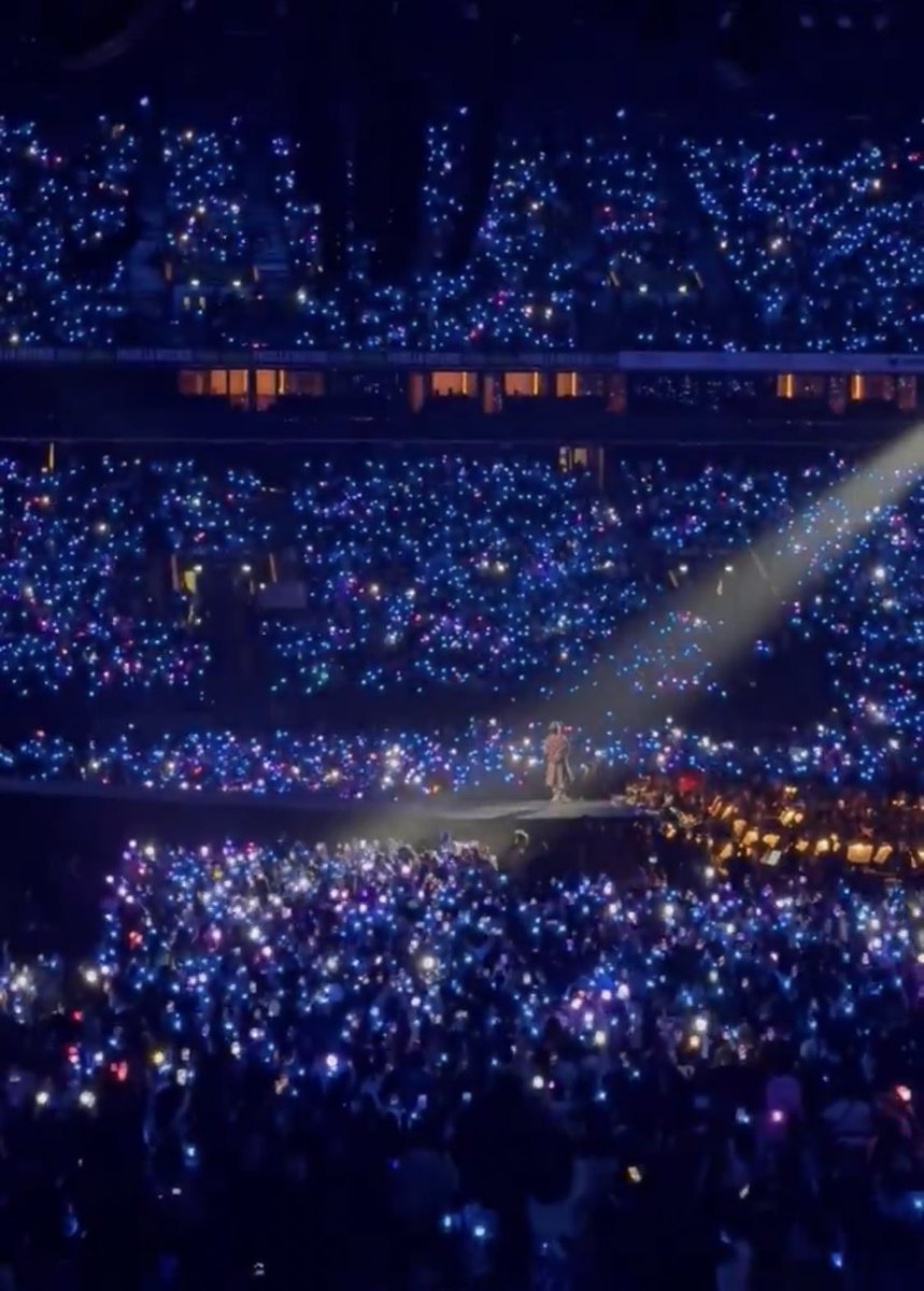 jeontile's tweet photo. “80% audience is going to be for Him only” AND YOU WERE SO DAMN RIGHT https://t.co/mUdnYD9q9V