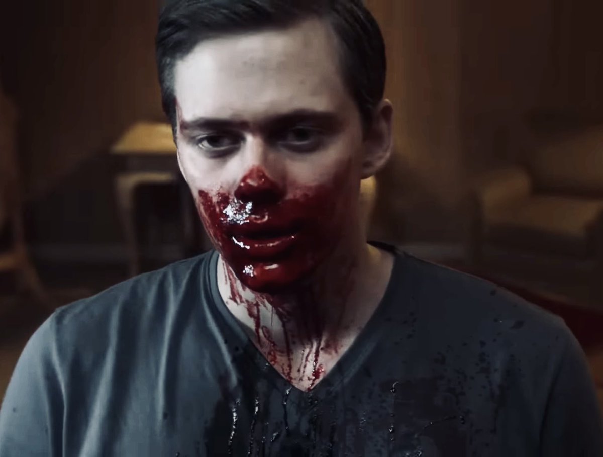 godfreysgirl's tweet image. Bill Skarsgård doesn’t need an oscar to prove his talent. I’m so very proud of him, of his career and the dedication he puts into playing his characters. My horror king 🖤🧛🏻🩸🎈