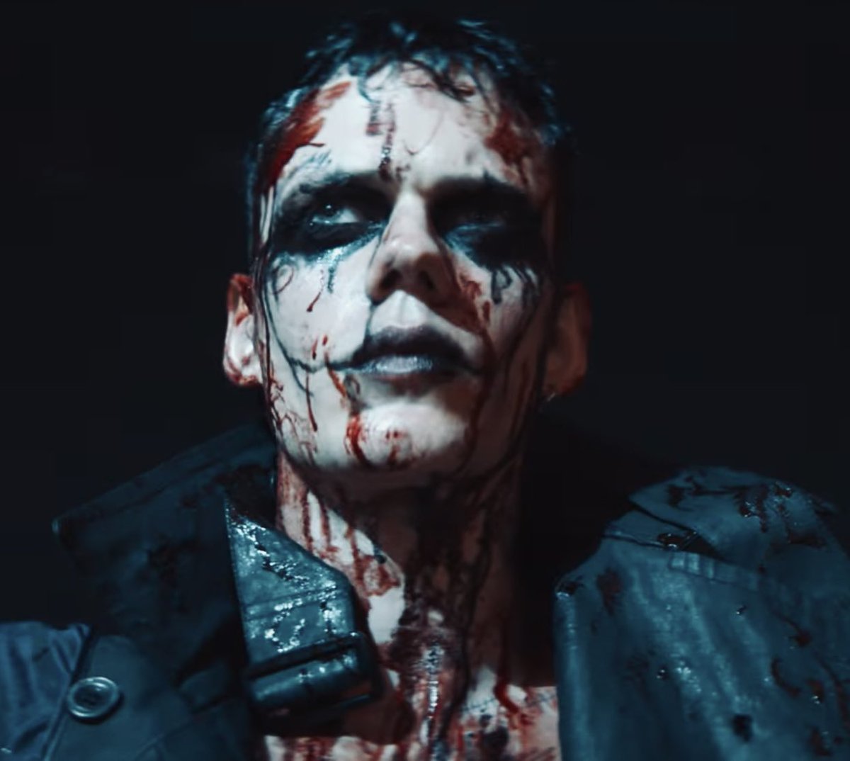 godfreysgirl's tweet image. Bill Skarsgård doesn’t need an oscar to prove his talent. I’m so very proud of him, of his career and the dedication he puts into playing his characters. My horror king 🖤🧛🏻🩸🎈