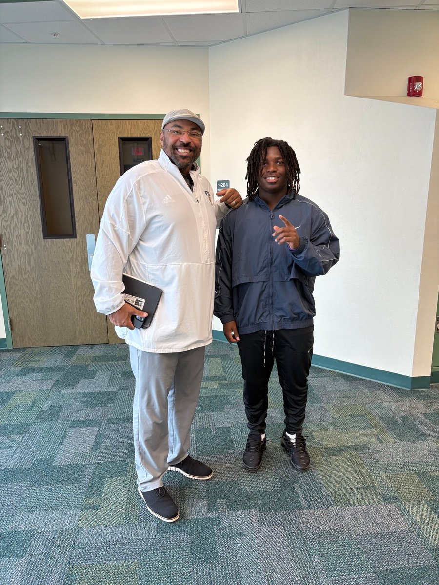 Island Coast High tweet media