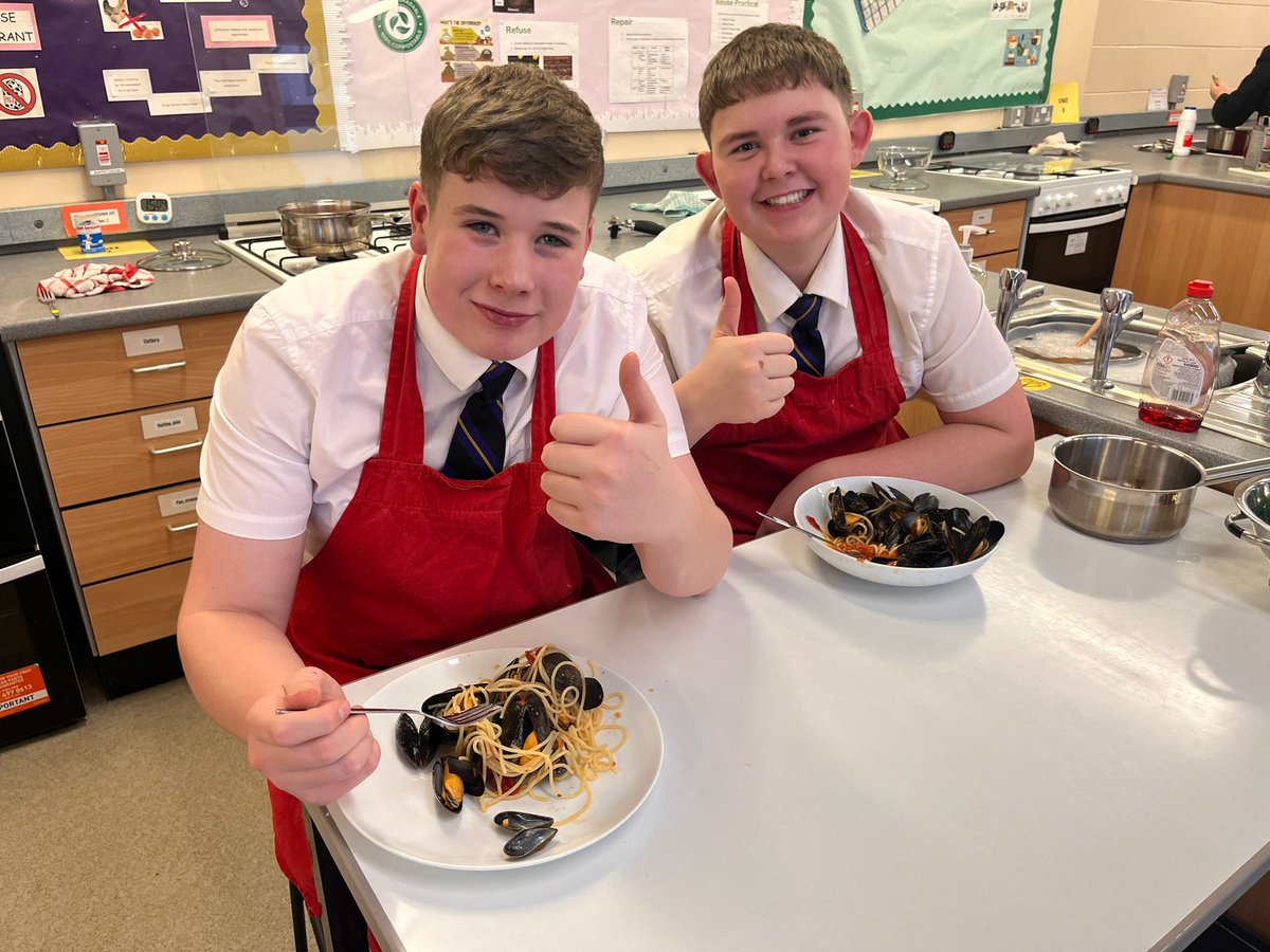 Our students <a href="/Outwood_Valley/">Outwood Academy Valley</a> really enjoyed preparing, cooking and trying rope-grown mussels from <a href="/OffshoreShell/">Offshore Shellfish</a>. They made Angry Mussels. Little bit of heat! Thanks to <a href="/MrsWalshDT/">Mrs Walsh</a> <a href="/FoodTCentre/">FoodTeachersCentre</a> <a href="/FishmongersCo/">The Fishmongers' Company</a> <a href="/HeroesFish/">fish.heroes</a> #lifeskills #cooking #DT #Valuedatvalley #fishheroes