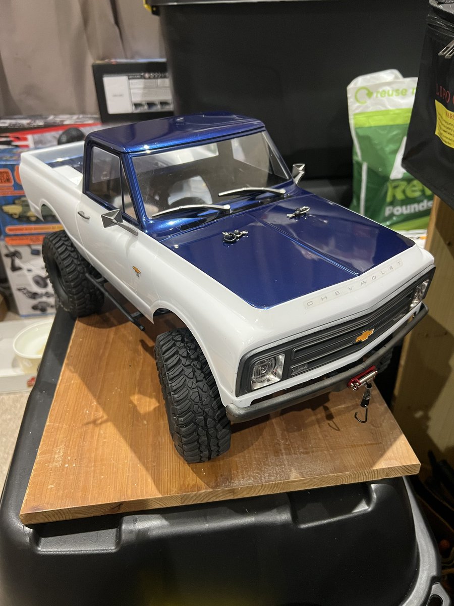 LittleJohn_RC's tweet photo. Complete custom rebuild, electrics and clean of a 1/10th scale Element Enduro Sendero Chevrolet. Thought it was lacking something so made a rear wooden bed out of lollipop sticks 😊 Kept me busy for 4 days #ElementRC #Sendero #Chevrolet #DumboRC #RockKrawler #RockCrawler #ARB_RC https://t.co/6ffVQVo5Hy