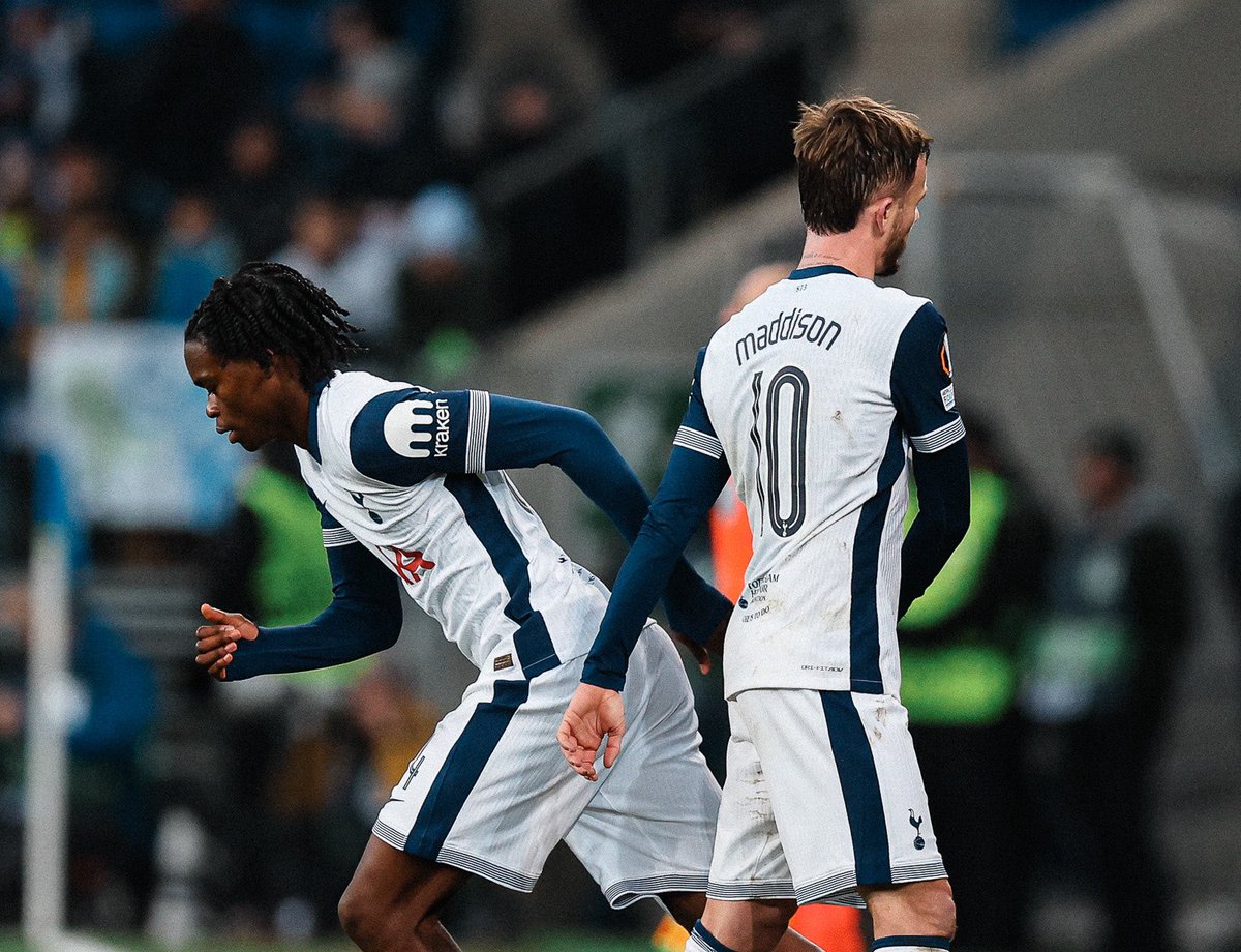 ⚪️✨ Special moment for Callum Olusesi as he makes his Tottenham debut tonight in Europa League.

Ange Postecoglou and the club fully trust him for present and future.