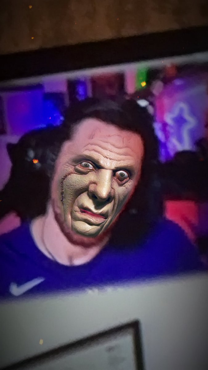 Velvet and skittles tweet media