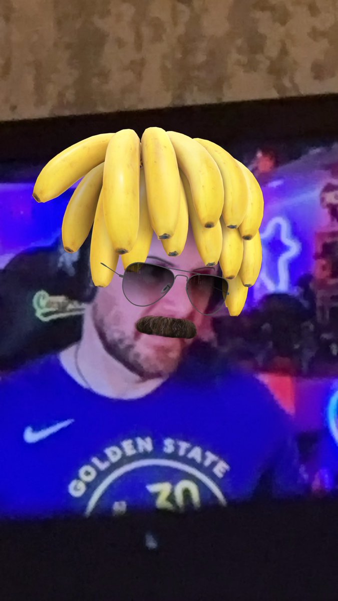 Velvet and skittles tweet media