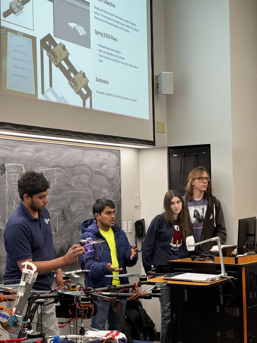 purduerobotics's tweet photo. Great turnout at our First Callout of the semester yesterday! https://t.co/jViQF5ZNxa