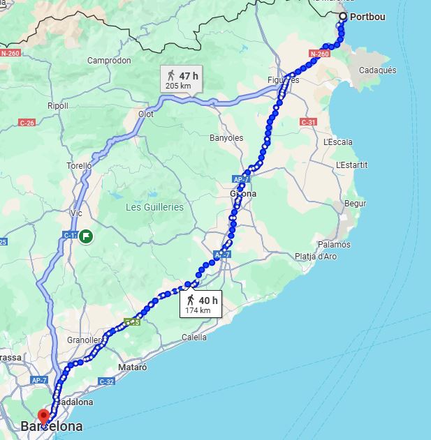 VallsCalm's tweet photo. Posem-ho en perspectiva. En el temps que he perdut aquest any esperant els vostres trens... podria haver seguit la línia de l’R11 caminant 🚶 de l’estació de Sants fins a Portbou (8/16) https://t.co/xIJc5UnUVz