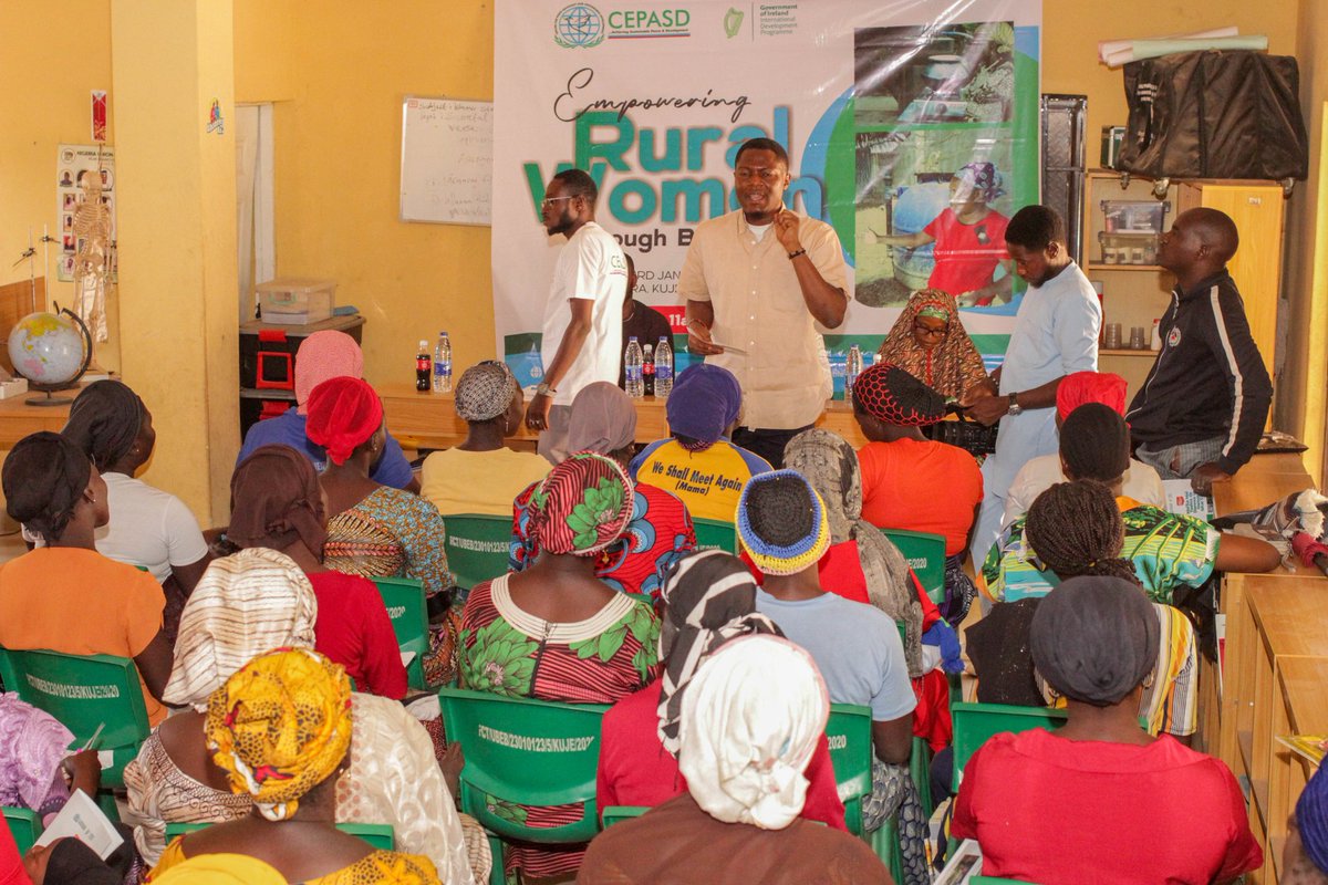 CEPASDAfrica's tweet photo. Training and raising awareness on the use of Biogas for rural women

We had an engaging and impactful session training community women on using biogas and it benefits over traditional charcoal and gas with the support of Government of Ireland through the @IrlEmbNigeria

@UNFCCC https://t.co/rNyJtpxXib