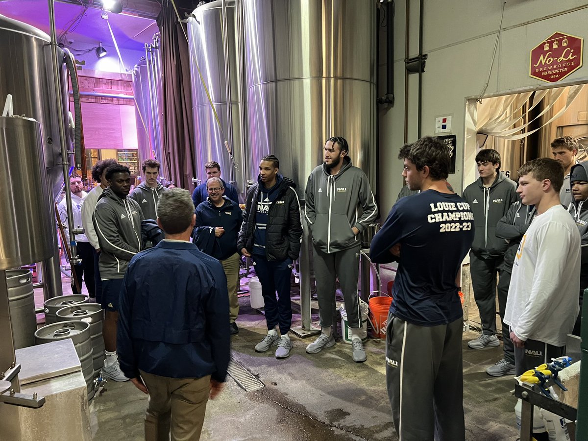 NAU Men's Basketball tweet media