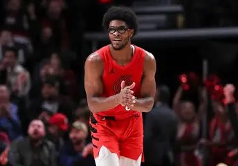 #TBF Gameday Contest!  01/23 4:00PM        

WIN $100   

**MUST RETWEET FOR ENTRY**       

Guess Scoot's stats - PTS/REB/AST           

First closest guess wins an entry into a $100 drawing.   

ALSO save $20 on event tickets—use #SeatGeek &amp; my promo code TRUEBLAZERFAN