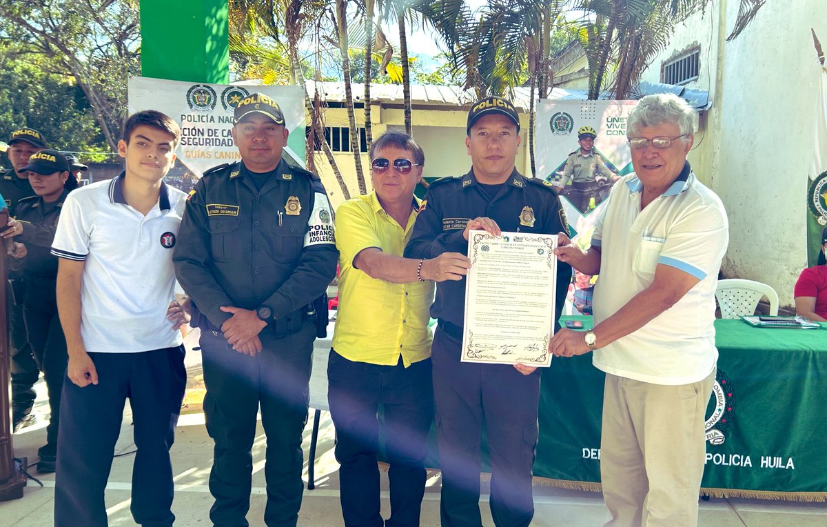 Departamento de Policía Huila tweet media