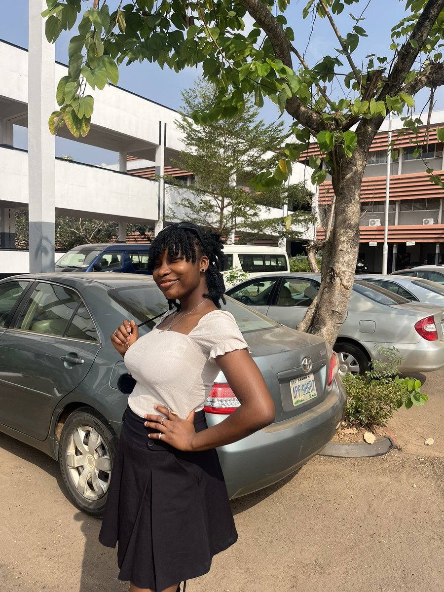 Hey X, I took some picturesss ☺️✨ #mood #girlie #Elon_Musk #Trump