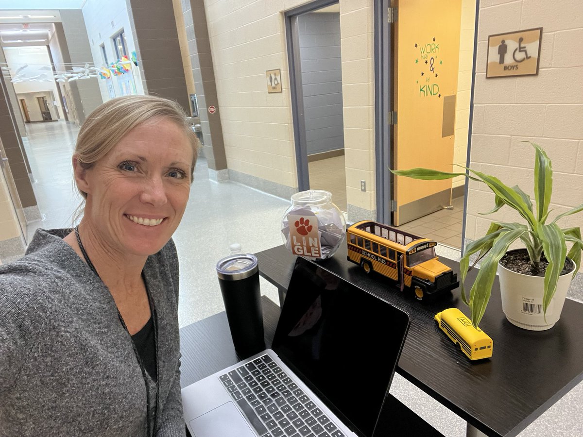 Rule #1 of The Energy Bus states:  Create a Positive Vision.  

My Vision:  Interact with as many kids and teachers as possible every day.  That’s the most important “to-do” I have.  

My new hallway office is just one step to live out this vision 🙌🏻😁! <a href="/EnergyBusSchool/">EnergyBusSchools</a>
