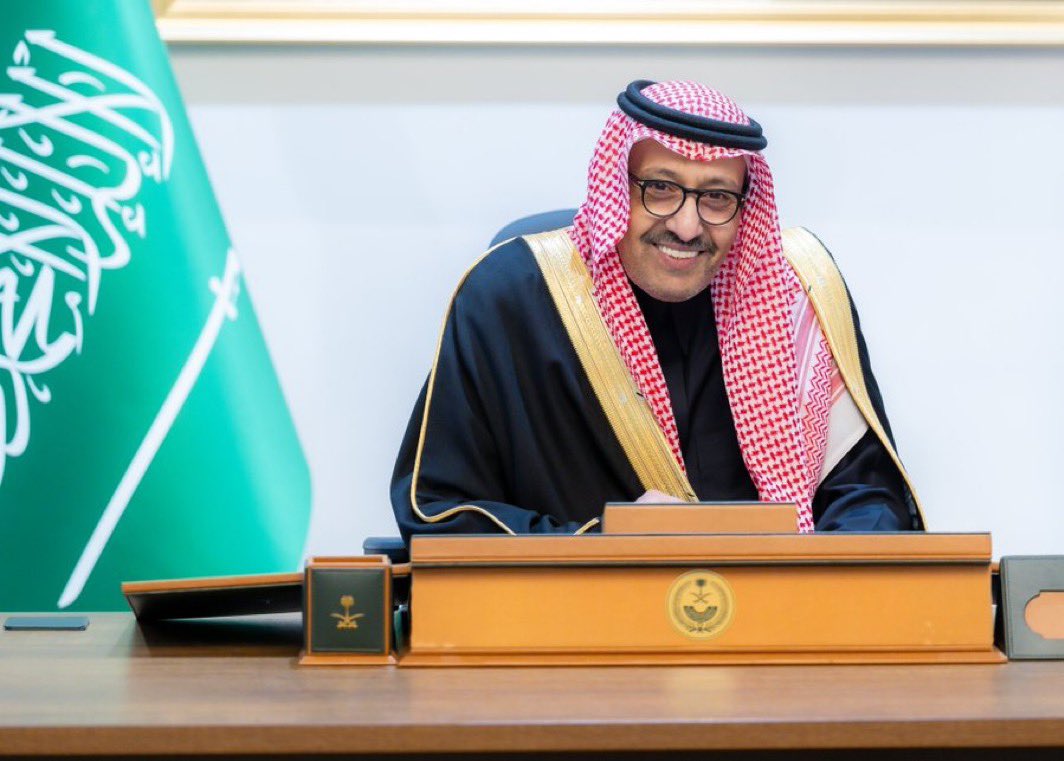 HaniRajab's tweet photo. أتشرف برفع أسمى آيات التهاني والتبريكات إلى مقام سيدي صاحب السمو الملكي الأمير الدكتور حسام بن سعود بن عبدالعزيز، أمير منطقة الباحة -حفظه الله-، بمناسبة صدور الثقة الملكية الغالية بالتمديد لسموه أميراً لمنطقة الباحة لمدة أربع سنوات.

سائلاً المولى عز وجل أن يوفق سموه الكريم ويعينه على مواصلة مسيرة العطاء والازدهار، وأن يبارك جهوده المخلصة في خدمة المنطقة وأبنائها، وتحقيق تطلعات القيادة الرشيدة ورؤية المملكة الطموحة 2030.