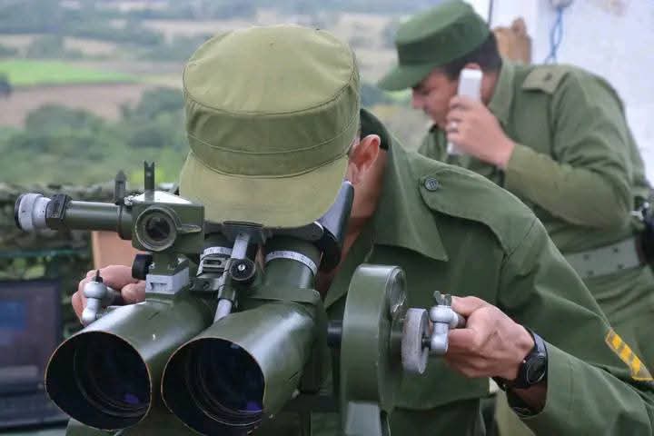 Listos y preparados para defender la Patria en cualquier trinchera . #Bastion2024 <a href="/DiazCanelB/">Miguel Díaz-Canel Bermúdez</a> <a href="/DrRobertoMOjeda/">Dr. Roberto Morales Ojeda</a> <a href="/MMarreroCruz/">Manuel Marrero Cruz</a> <a href="/EdMartDiaz/">Eduardo Martínez Díaz</a> <a href="/PartidoPCC/">Partido Comunista de Cuba</a> <a href="/FernandezMaryde/">Maryde Fernández López</a> <a href="/WalterBG_MES/">Walter Baluja García</a> <a href="/japortalmiranda/">José Angel Portal Miranda</a> <a href="/AsambleaCuba/">Asamblea Nacional Cuba</a> <a href="/PresidenciaCuba/">Presidencia Cuba 🇨🇺</a>