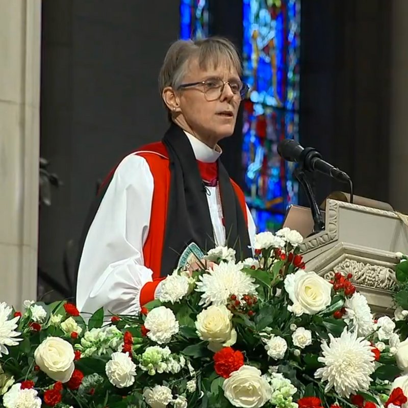 "The quality of mercy is not strained;
It droppeth as the gentle rain from heaven
Upon the place beneath."
- Portia, The Merchant of Venice

#MariannEdgarBudde #Legend