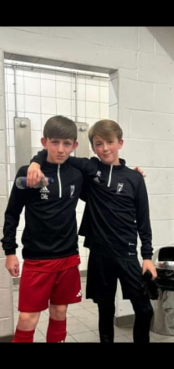 Massive well done to these 2 and all the westderby lads going into the hat again in the national cup.
Charlie mc scoring in normal time and the game at 1-1 went to extra time. Pens it was and again big Charlie mc stood up and slotted taking the lads through to the next round 👏👏