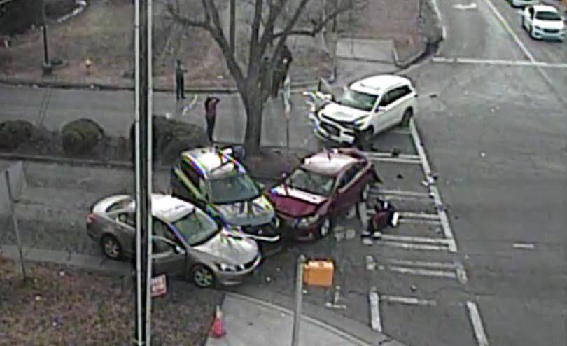 Clt_TrafficGuy's tweet image. 💥Dang!
University City Blvd at the Harris Blvd ramp.
#Charlotte_Traffic #Clt #NC #SC