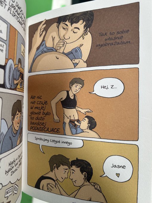 Wisła wypełniona 💩, drzwi sklejone taśmą klejącą, chodnik wysypany trocinami, muzeum z książkami dla dzieci wypełnionymi wstrętną pornografią....

Czy Wy naprawdę chcielibyście , aby taki człowiek jak Trzaskowski rządził Polską? 

Boże chroń naszą Ojczyznę przed takimi ludźmi 🙏