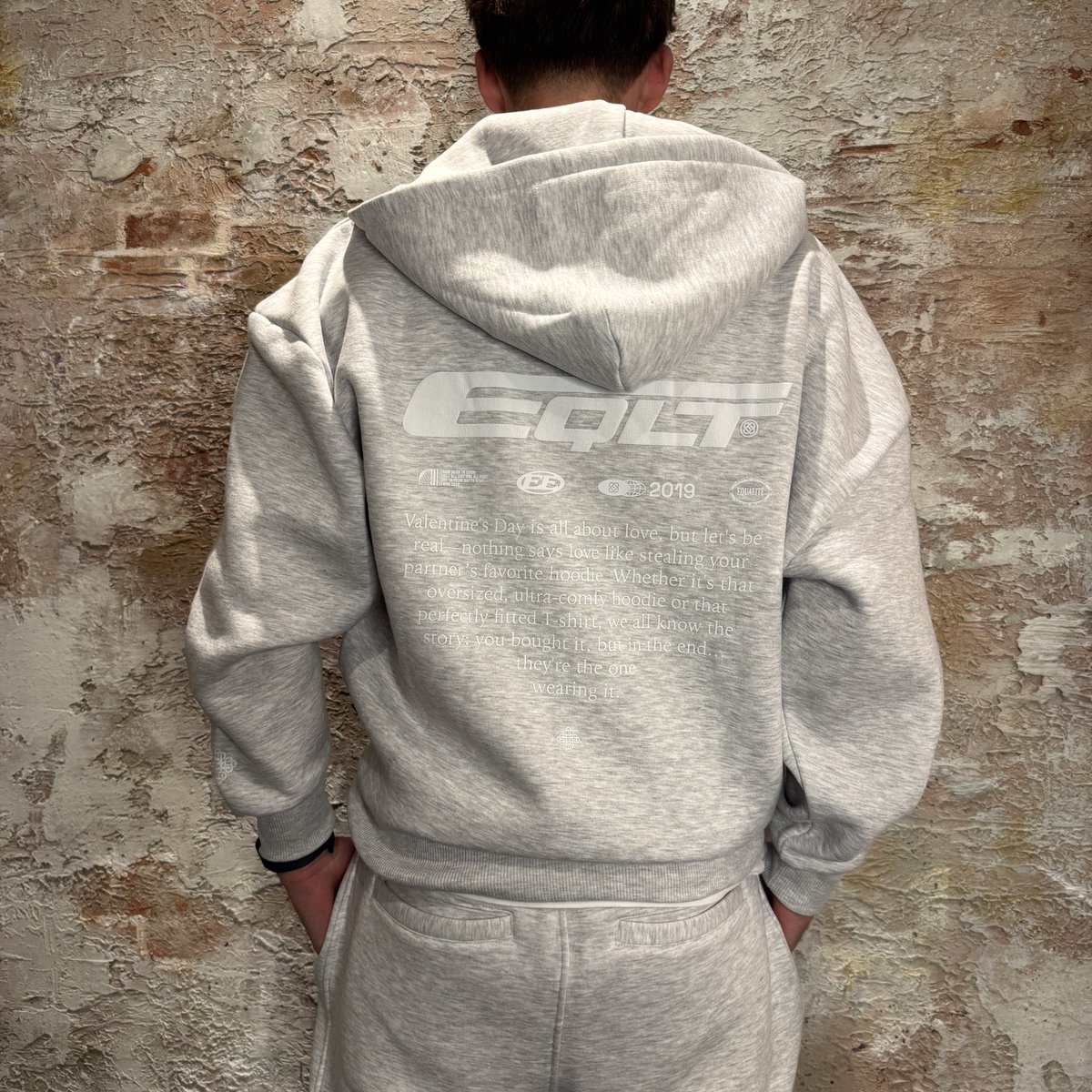 #Equalité ⚡️⚡️#better #together #oversized #zip #hoodie #grey #logo #original #streetphotography #mensfashion #fashionaddict #streetwear #menstyle #instafashion #bloggers #mode #shop ➡️ have2havealkmaar.nl #have2have #alkmaar #fashionstore #azalkmaar #wintervolliefde