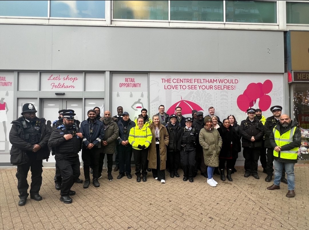 Feltham SNT Officers, The Council, Arc Hounslow and other Partners took part in a Day of Action in and around The Centre, Feltham yesterday
We discussed issues and concerns with members of the public and dealt with street drinkers, a shop-lifter, and ASB