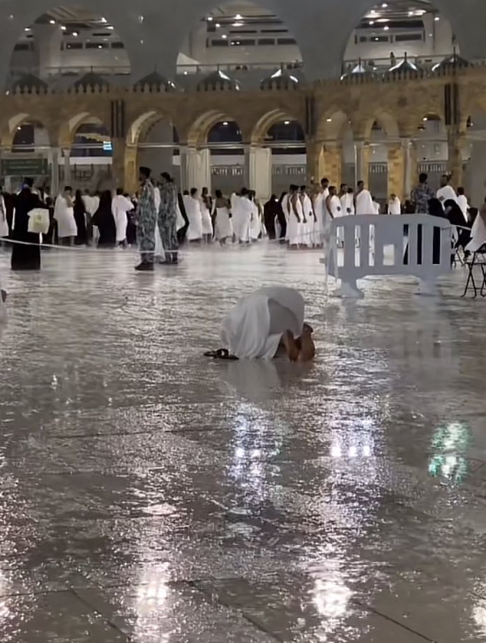 ياربّ هاللحظه و شعورها