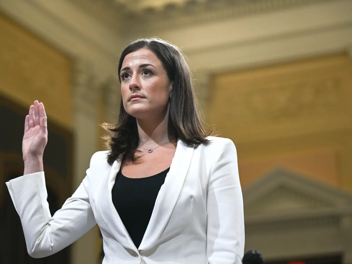 Cassidy Hutchinson put country over party by exposing Donald Trump’s attempt to overthrow our democracy. Now, she faces threats and possible prosecution from his administration.

RETWEET if you stand with Cassidy Hutchinson against the GOP!