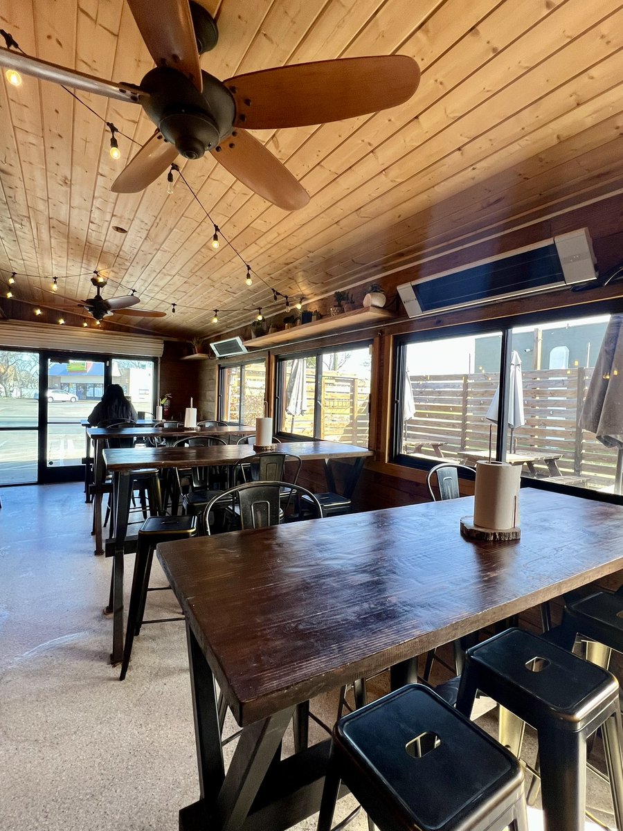 KimLynnRealtor's tweet photo. Waco foodies, have you tried Cajun Craft? 🍤🔥 The shrimp basket &amp; seafood sampler = absolute perfection on this chilly day! 🦀✨ Can’t wait to enjoy their enclosed patio this summer. ☀️ Local seafood lovers, don’t sleep on this gem! 🛶🐟 #WacoEats #WacoLocal #WacoTX https://t.co/pdMfDBReAf