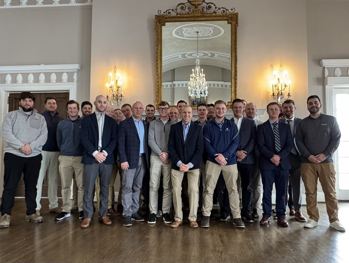 GCImagazine's tweet photo. A power-packed day of leadership training for assistant superintendents and other rising turf managers at Fox Chapel Golf Club in suburban Pittsburgh: the debut Future Leaders Academy. @agro_advisors23 @bloom_golf @Solutions4Turf. https://t.co/JtDH88dgZP