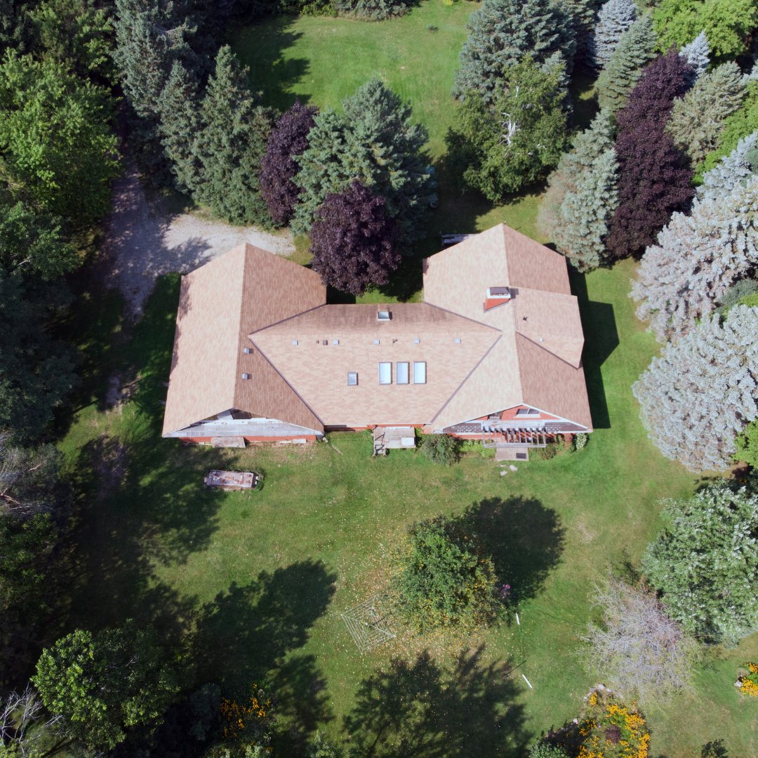 slavnyhomes's tweet photo. 📍 6019 6th Line, New Tecumseth

With 7 offers on the table, we helped guide our clients to a successful transaction, resulting in us selling the home for $202,000 OVER ASKING! Congratulations! 🏆

Contact our trusted team now! 📲 416-669-7037 https://t.co/8r6aRHobrO