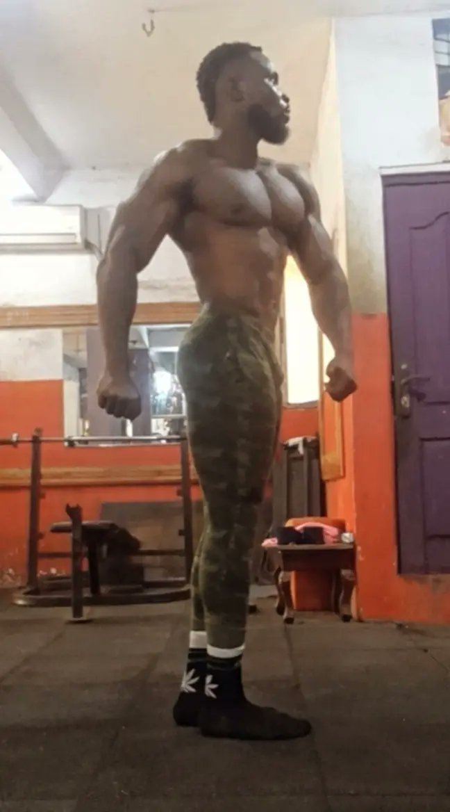 BeastMotivator's tweet photo. Physique update https://t.co/TJp6VM7IXt