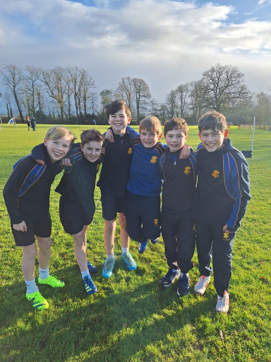 FarleighSchool's tweet photo. Thank you @pinewoodprepsch for hosting a great cross country today! 👟 https://t.co/1HPed5CwMg
